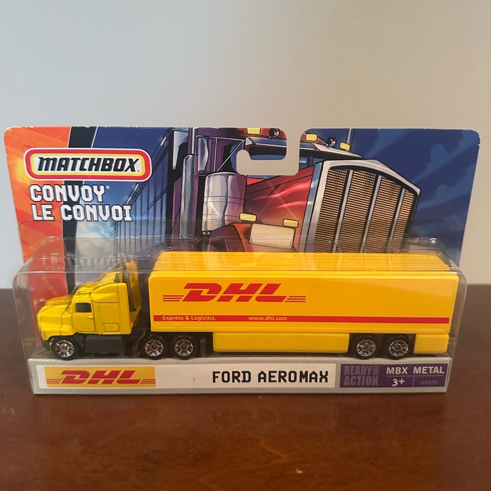 NWT Matchbox DHL Ford Aeromax Toy Truck
